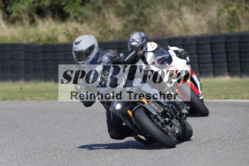 Archiv-2025/49 26.08.2025 Cornu Master School ADR/blau-bleu/45